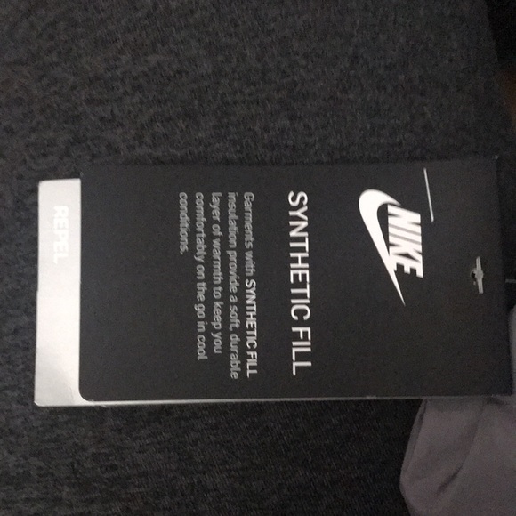 New kids puffer jacket. - Picture 6 of 6